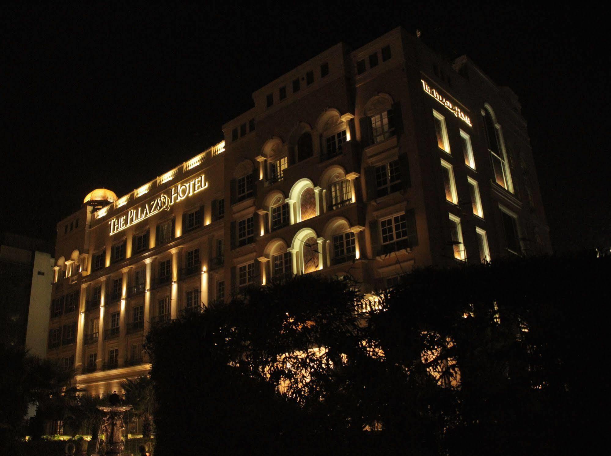 The Pllazio Hotel Gurgaon Exterior photo
